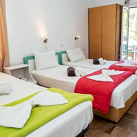 Ilias Sevasti 4*